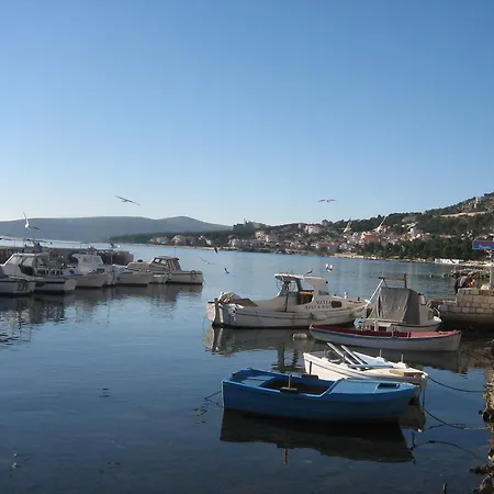 Διαμέρισμα Marina *